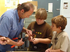 William Rogers teaching at 2008 Art in the Park